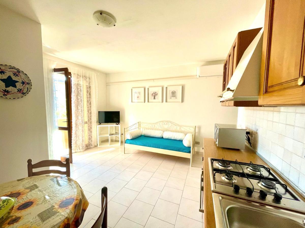 Apartment Luisa Tergu Ngoại thất bức ảnh